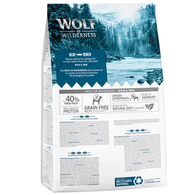 Wolf of Wilderness Blue River tørfoder med frisk kyllingekød og laks, 40% frisk kød, kornfri, artskorrekt, fremstillet i Tyskland, emballage af genanvendeligt materiale.