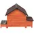 Houten hondenhok met twee roestvrijstalen voerbakken, rood dak en zijaanbouw.