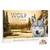 Wolf of Wilderness adventskalender met afbeelding van een wolf, besneeuwd boslandschap en tekst: Dreaming of a Wild Christmas. Enkele hondensnacks zichtbaar rechtsonder. Wolf of Wilderness adventskalender met afbeelding van een wolf, besneeuwd boslandschap en tekst: Dreaming of a Wild Christmas. Enkele hondensnacks zichtbaar rechtsonder.