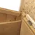 Detailansicht einer Holzkonstruktion mit Scharnier und Holzverbindungen, geeignet für den Aufbau oder die Montage eines Produkts.