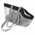 Sac de transport en maille grise avec bretelles réglables, fermeture zippée et étiquette visible Tiaki.