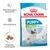 Royal Canin Puppy X-Small, 2-10 Monate, starke körpereigene Abwehrkräfte, Gehirnentwicklung, angepasste Krokettengrösse, 3. Entwicklungsstufe.