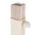 Krabpaal van hout met beige sisalbekleding en hangende pluchen bal.