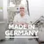 Made in Germany. Produktionsumgebung mit Maschinen im Hintergrund.