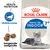 ROYAL CANIN Home Life INDOOR 7+ kattenvoer, afbeelding van kat, tekst: Health Nutrition, Vitaliteitscomplex, Aangepaste brokgrootte. Verpakking toont brokjes en merknaam.