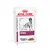 Royal Canin Veterinary Renal hondenvoer, thin slices in gravy. Witte verpakking met afbeelding van hond en paarse RENAL-balk.