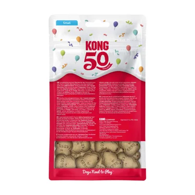 KONG 50 års jubilæumsemballage, Small, hundekiks synlige i den nederste del, flersprogede fodringsvejledninger og producentoplysninger på bagsiden. KONG 50 års jubilæumsemballage, Small, hundekiks synlige i den nederste del, flersprogede fodringsvejledninger og producentoplysninger på bagsiden.