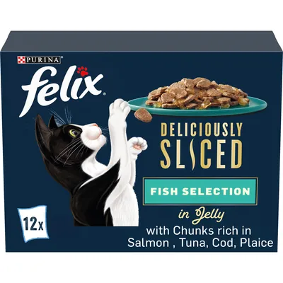 Fish selection in jelly with chunks rich in salmon, tuna, cod and plaice. Pack contains 12 portions. Text: Deliciously Sliced.