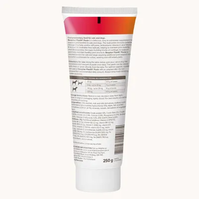 Tube showing feeding recommendations for cats and dogs by weight, directions for use, storage instructions, ingredients list, and product weight of 250g.