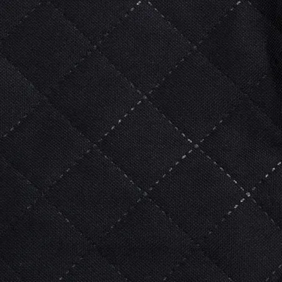 Schwarzer Stoff mit gestepptem Rautenmuster, geeignet für Produktmaterialbeschreibung.