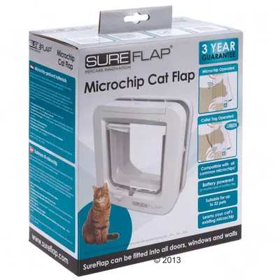 Puerta para gatos SureFlap Microchip Cat Flap, compatible con microchips y collares, funciona con pilas, apta hasta 32 mascotas. Garantía de 3 años visible en el embalaje.