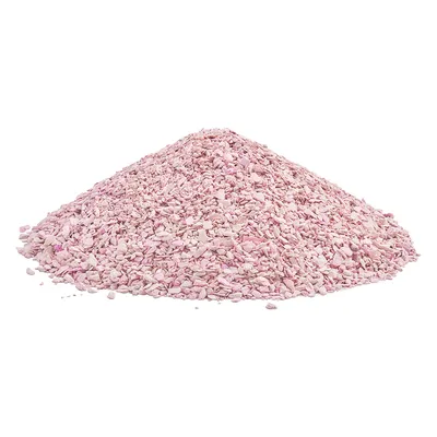 Hoop van roze granulaat, mogelijk strooisel of vulmateriaal.