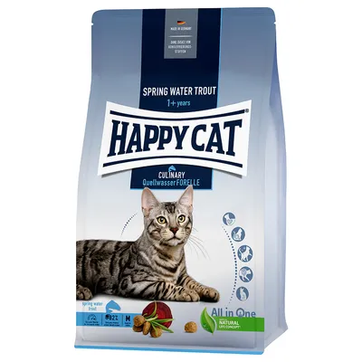 Hrană pentru pisici Happy Cat Spring Water Trout 1+ years, imagine cu o pisică tigrată, text vizibil: Culinary QuellwasserFORELLE, All in One, Natural Life Concept, Made in Germany.