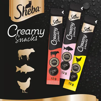 Sheba Creamy Snacks, tre stick da 12 g ciascuno con immagini di manzo, pesce e pollo. Testo visibile: 'OHNE ZUCKERZUSATZ, OHNE KÜNSTLICHE AROMASTOFFE'.