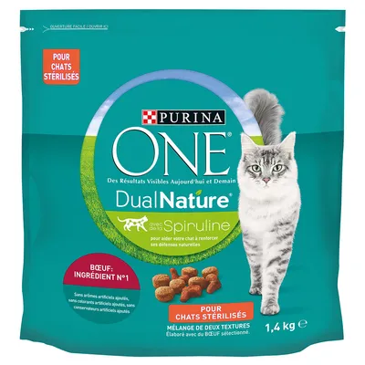Purina ONE DualNature se spirulinou, pro kastrované kočky. Hlavní složka: hovězí. Směs dvou textur, bez umělých aromat, barviv a konzervantů. 1,4 kg.