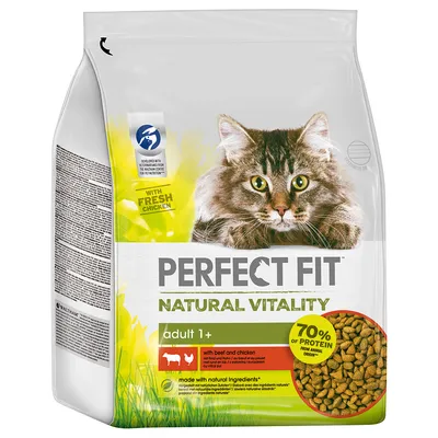 Sac de croquettes Perfect Fit Natural Vitality pour chat adulte 1+, bœuf et poulet, 70 % de protéines d’origine animale, avec ingrédients naturels. Texte en anglais visible sur l’emballage.