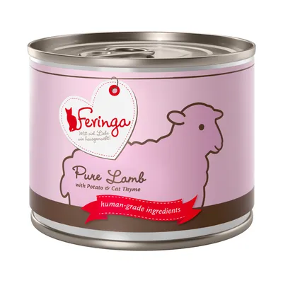 Feringa Pure Lamb with Potato & Cat Thyme, human-grade ingredients. Text på tyska: Mit viel Liebe wie hausgemacht. Bild av lamm på rosa burk.