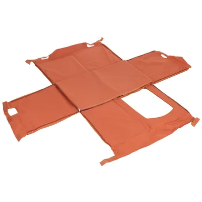 Оранжева постелка с дръжки и отвор, разгъната на пода. Видими са шевове и велкро ленти по краищата. Материалът изглежда като плат.
