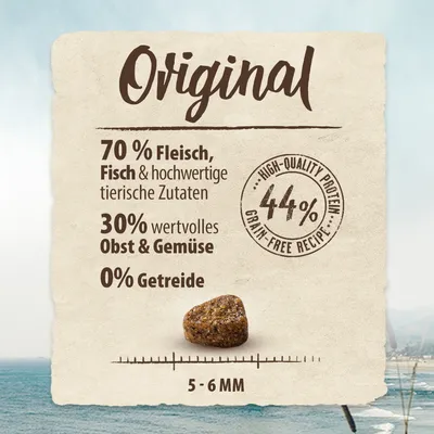 Texte en allemand : 70 % Fleisch, Fisch & hochwertige tierische Zutaten, 30 % wertvolles Obst & Gemüse, 0 % Getreide. Sceau 44 % High-Quality Protein Grain-Free Recipe. Taille 5–6 mm.