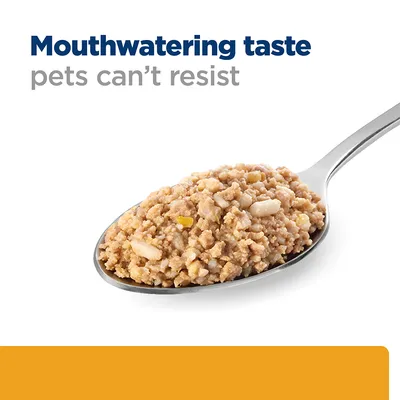 Mouthwatering taste pets can't resist felirat, kanálban darabos állagú állateledel látható. A szöveg angol nyelvű.
