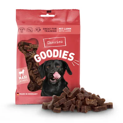 Sachet de friandises Chewies Goodies Maxi Bones, goût agneau, mention 'Great for training', fabriqué en Allemagne. Morceaux en forme d’os visibles devant l’emballage.