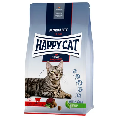 Hrană uscată pentru pisici Happy Cat Bavarian Beef 1+ years, imagine cu o pisică tigrată, text vizibil: Culinary VoralpenRind, All in One, Natural Life Concept, Made in Germany.