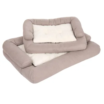 Deux paniers rectangulaires pour animaux, bords surélevés en tissu beige et coussin intérieur blanc, empilés l’un sur l’autre. Matériaux visibles : tissu et rembourrage.