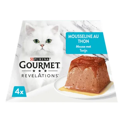Purina Gourmet Revelations Mousseline au thon, 4x. Image d’un chat blanc et d’une mousse de thon sur assiette. Texte visible en français et néerlandais.