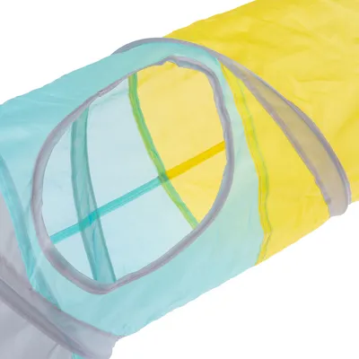 Spielzeug-Tunnel aus gelbem und blauem Netzstoff mit ovaler Öffnung, geeignet für interaktives Spielen.