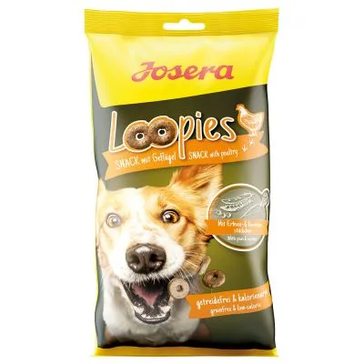 Συσκευασία Josera Loopies SNACK mit Geflügel, εικόνα σκύλου, στρογγυλά σνακ, επιγραφή: getreidefrei & kalorienarm. Ορατό κείμενο στα γερμανικά και αγγλικά.