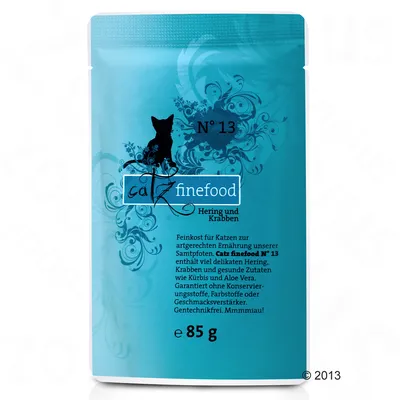 Опаковка Catz finefood N°13 Hering und Krabben, 85 г. Текст на немски: деликатес за котки с херинга и раци, без консерванти, оцветители или овкусители.