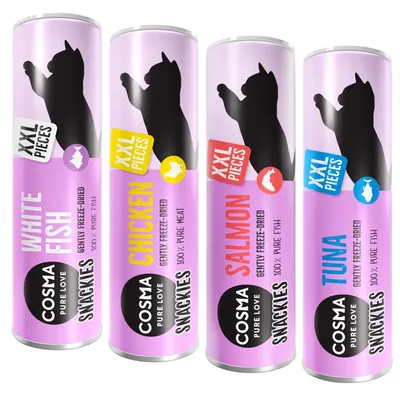 Cztery tuby Cosma Snackies XXL Pieces: White Fish, Chicken, Salmon, Tuna. Widoczne napisy: 100% pure meat/fish, gently freeze-dried. Opakowania w kolorze fioletowym z sylwetką kota.