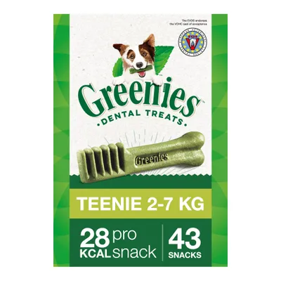 Greenies Dental Treats Teenie 2–7 kg, 28 kcal pe snack, 43 snacks. Sigiliu VOHC vizibil pe ambalaj. Imaginea prezintă un baton dentar verde cu inscripția Greenies.