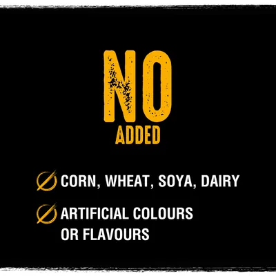 NO ADDED CORN, WHEAT, SOYA, DAIRY, ARTIFICIAL COLOURS OR FLAVOURS felirat angol nyelven, hozzáadott kukorica, búza, szója, tejtermék, mesterséges színezék vagy aroma nélkül.