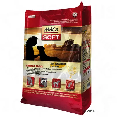Sac de croquettes MAC's SOFT Adult Dog, 65 % poulet, 6 % poisson, extraits de romarin, algues marines, conservé avec vitamine E. Texte en allemand et anglais visible sur l’emballage.