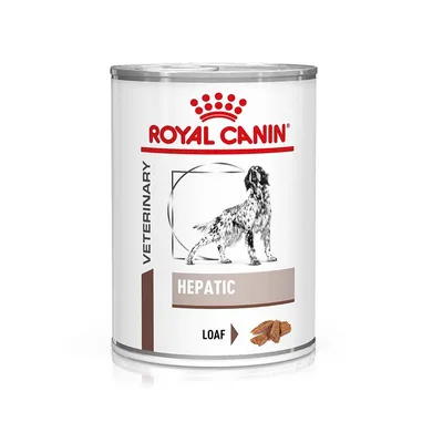 Консерва Royal Canin Veterinary Hepatic Loaf за кучета, изображение на куче и парчета храна върху опаковката. Видим текст: VETERINARY, HEPATIC, LOAF.