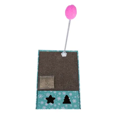 Kratzbrett aus Pappe mit Schneeflocken-Design, Stern- und Baum-Ausschnitten, pinkem Spielball an Kette und Beutel mit Katzenminze.
