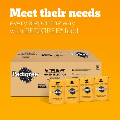 Pedigree Mixed Selection with vegetables, 84 pouches: 21 chicken, 21 beef and liver, 21 fish, 21 poultry. Complete wet food for adult dogs. Made with natural ingredients.