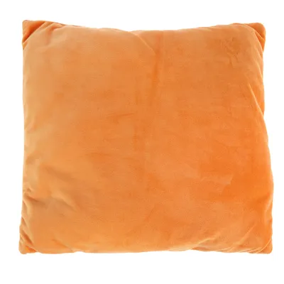 Coussin carré orange en tissu, sans motifs ni texte visible. Matière textile douce apparente.