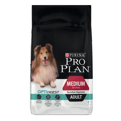 Purina Pro Plan Medium 10–25 kg Sensitive Digestion Adult koiranruokapakkaus, OptiDigest-merkintä ja kuva pitkäkarvaisesta koirasta. Näkyvissä englanninkielistä tuotetekstiä.