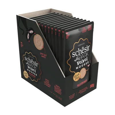 Schesir After Dark Velvet Mousse, csirke marhával, gabonamentes, 80g. Selymes mousse májjal, szívvel és taréjjal. 100% kiegyensúlyozott vitaminok és ásványi anyagok felnőtt macskáknak.