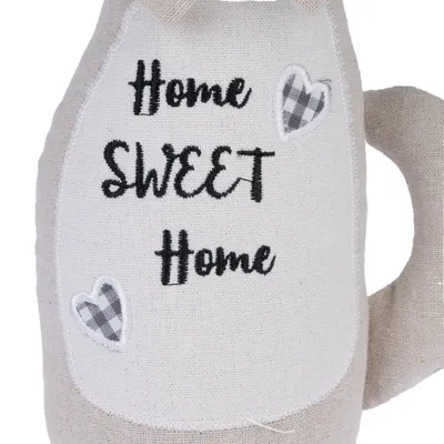 Dekoratives Stofftier mit gesticktem Text 'Home Sweet Home' und zwei herzförmigen Applikationen mit Karomuster.