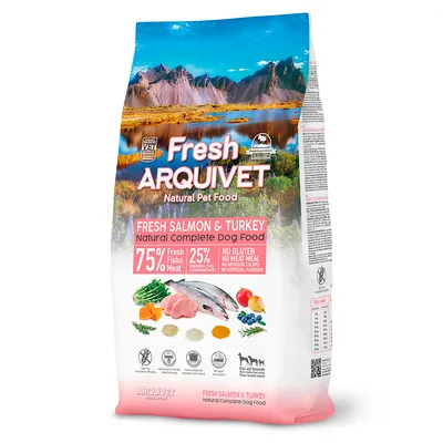 Arquivet Natural Pet Food с свежим лососем и индейкой, 75% рыбы и мяса, 25% овощей. Без глютена, без мясных мук, без искусственных красителей и ароматизаторов.