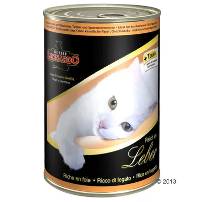 Blik Leonardo Cat Food, Super Premium Quality, Made in Germany, rijk aan lever, met taurine. Zichtbare tekst: zonder kunstmatige kleur-, smaak- en conserveermiddelen.