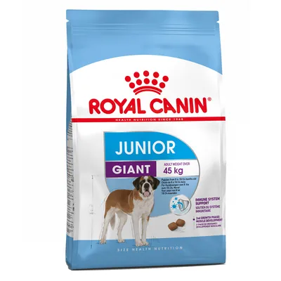 Royal Canin Junior Giant, peso adulto oltre 45 kg, supporto sistema immunitario e sviluppo muscolare, immagine di cane grande e crocchette sulla confezione.