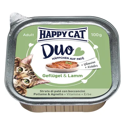 Happy Cat Duo Häppchen auf Paté, Geflügel & Lamm, Adult, 100 g. + Vitamine + Kräuter. Strato di paté con bocconcini Pollame & Agnello. Billede af kat og mad på emballagen.