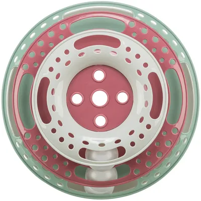 Speelgoed voor huisdieren, rond design met roze en groene elementen, meerdere openingen en lagen.