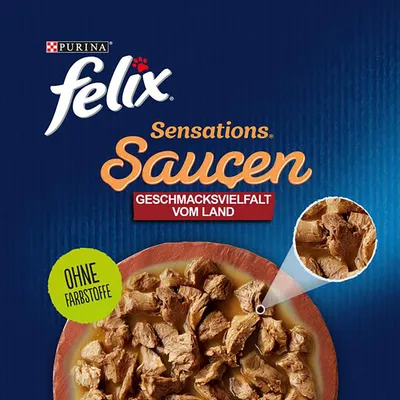 Purina Felix Sensations Saucen, ποικιλία γεύσεων από την ύπαιθρο. Χωρίς χρωστικές. Κοντινή λήψη κομματιών κρέατος σε σάλτσα.