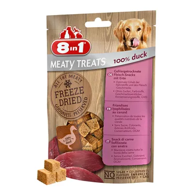 Συσκευασία 8in1 Meaty Treats 100% duck, freeze dried. Κύβοι λιχουδιάς με πάπια, χωρίς ζάχαρη, χρωστικές, ενισχυτικά γεύσης, συντηρητικά, GMO. Εμφανίζεται σκύλος στη συσκευασία.