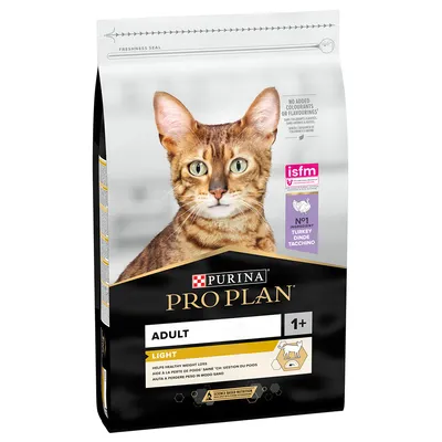 Purina Pro Plan Adult Light kissanruoka, pääainesosa kalkkuna, tukee terveellistä painonpudotusta. ISFM-sertifioitu, ei keinotekoisia väri- tai makuaineita.